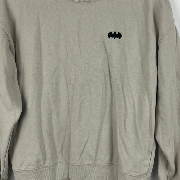 Divided by H&M Sweater Size M Beige Long Sleeve Crew Neck Stretch DC Batman - Picture 3 of 9